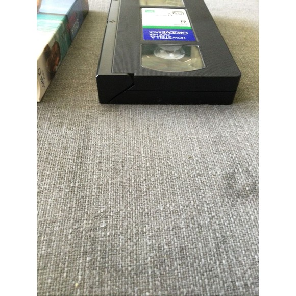 How Stella Got Her Groove Back Starring Angela Bassett VHS Taye Diggs Premiere - Picture 10 of 12